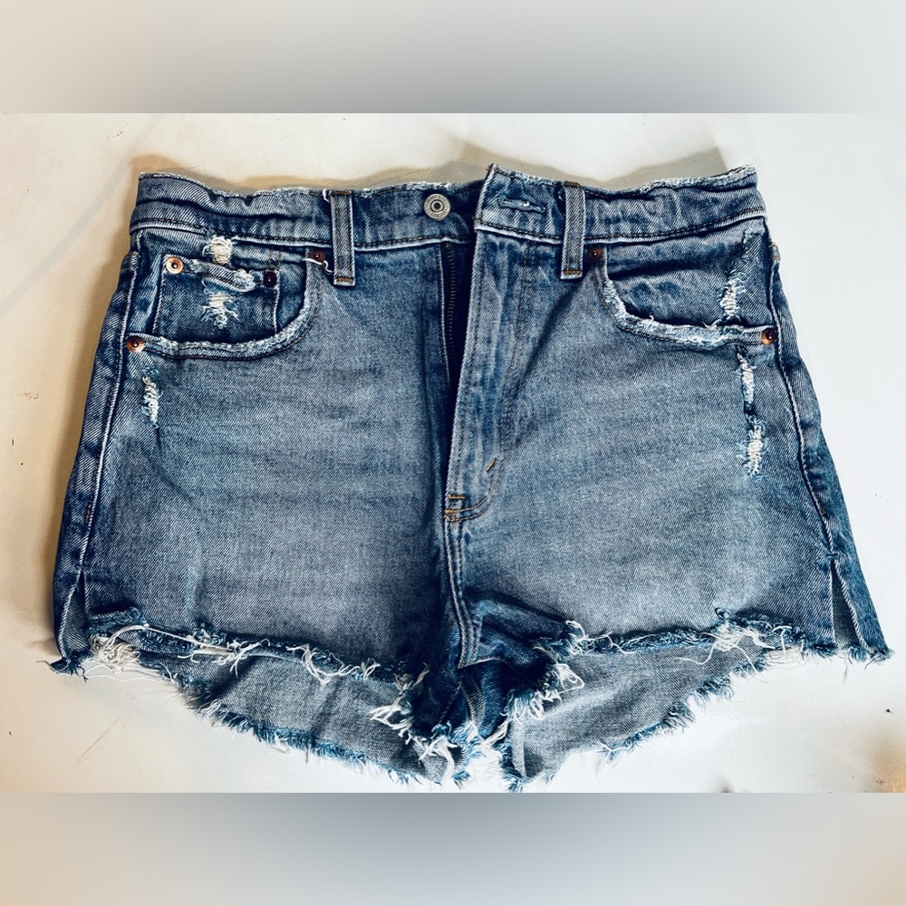 Abercrombie & Fitch (Summer ‘21) Distressed Denim Cut Off Shorts, Size 27